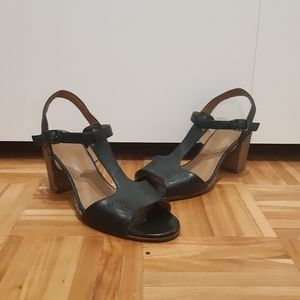 Clarks Artisan leather heeled sandals black 9 1/2